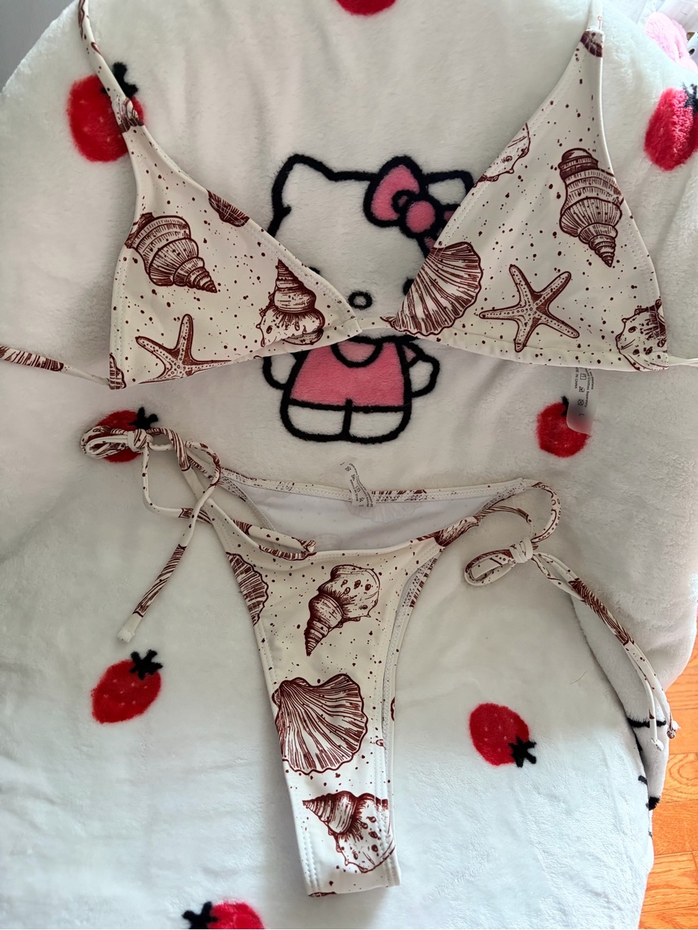 Triangle bikini